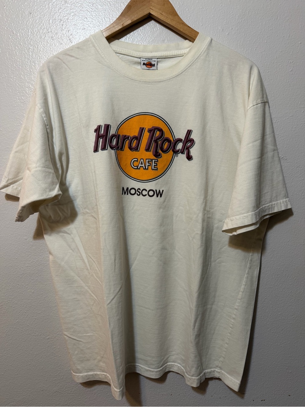 VINTAGE 90’s Hard Rock Cafe Moscow MADE IN RUSSIA Short-Sleeve T-Shirt -